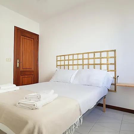 Apartamento De Playa En Con Parking Sanxenxo